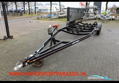 Stallingstrailer Heritage 2-Asser Stallingstrailer Zwart Coating Boat Equipment 2024, The Netherlands