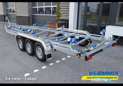 Vlemmix Luxe 3-Asser op 8.40m. Boat trailer 2022, The Netherlands