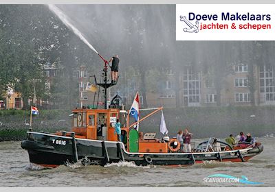 Sleepboot / Blusboot Bambi 16.58 met UCB  Hus- / Bobåt / Flodbåd 1952, med Bolnes<br />4KL lucht gestart motor, Holland