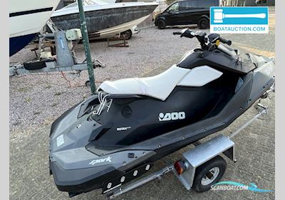 Seadoo Spark Jetski / Scooter / Jetboot 2008, mit Seadoo motor, Niederlande