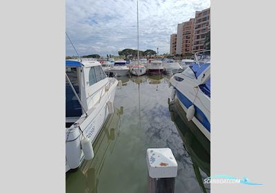 -1 Motor boat 0, with Sans Moteur engine, France