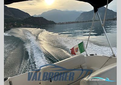 Bayliner 245 Ciera Motor boat 2005, with Mercruiser Mag 350 V8 engine, Italy