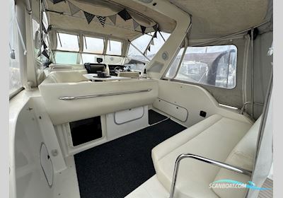 Bayliner 3055 Sunbridge Motor boat 1993, with Mercruiser engine, The Netherlands