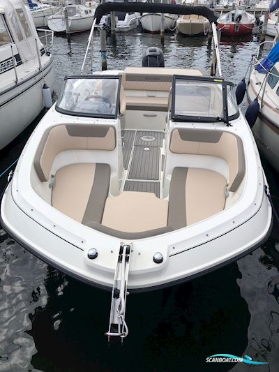 Bayliner VR5 OB Bowrider Motor boat 2020, with Yamaha F150XL-EFI engine, Denmark