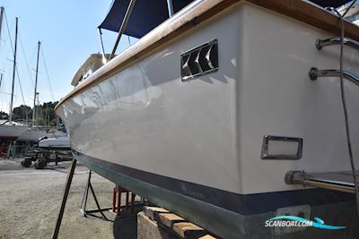 Bertram 28 Hard Top Motor boat 1983, with Yamaha / Mercruiser engine, Greece