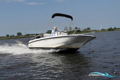 Boston Whaler 170 Dauntless Motor boat 2014, with Mercury engine, The Netherlands