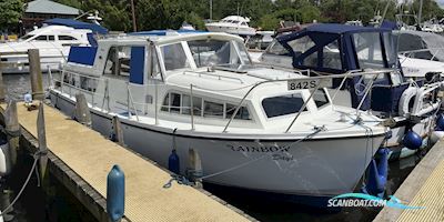 Broom 30 Motor boat 1972, with Perkins engine, United Kingdom