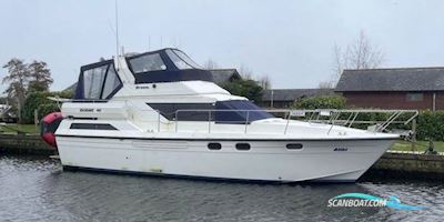 Broom Ocean 40 Motor boat 1987, with Ford Sabre engine, United Kingdom