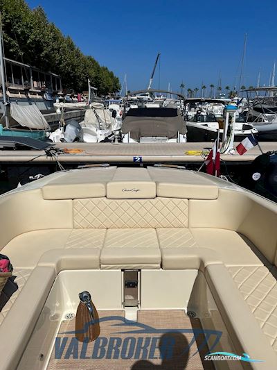 Chris Craft Corsair 34 Motor boat 2018, with Mercruiser 8.2 L B3 Dts Fwc engine, France