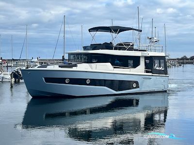 Cranchi T43 Eco Trawler LD - 2022 Motor boat 2022, with Volvo Penta Ips 500 x 2 Inkl. Dps og Assistent Docking engine, Denmark