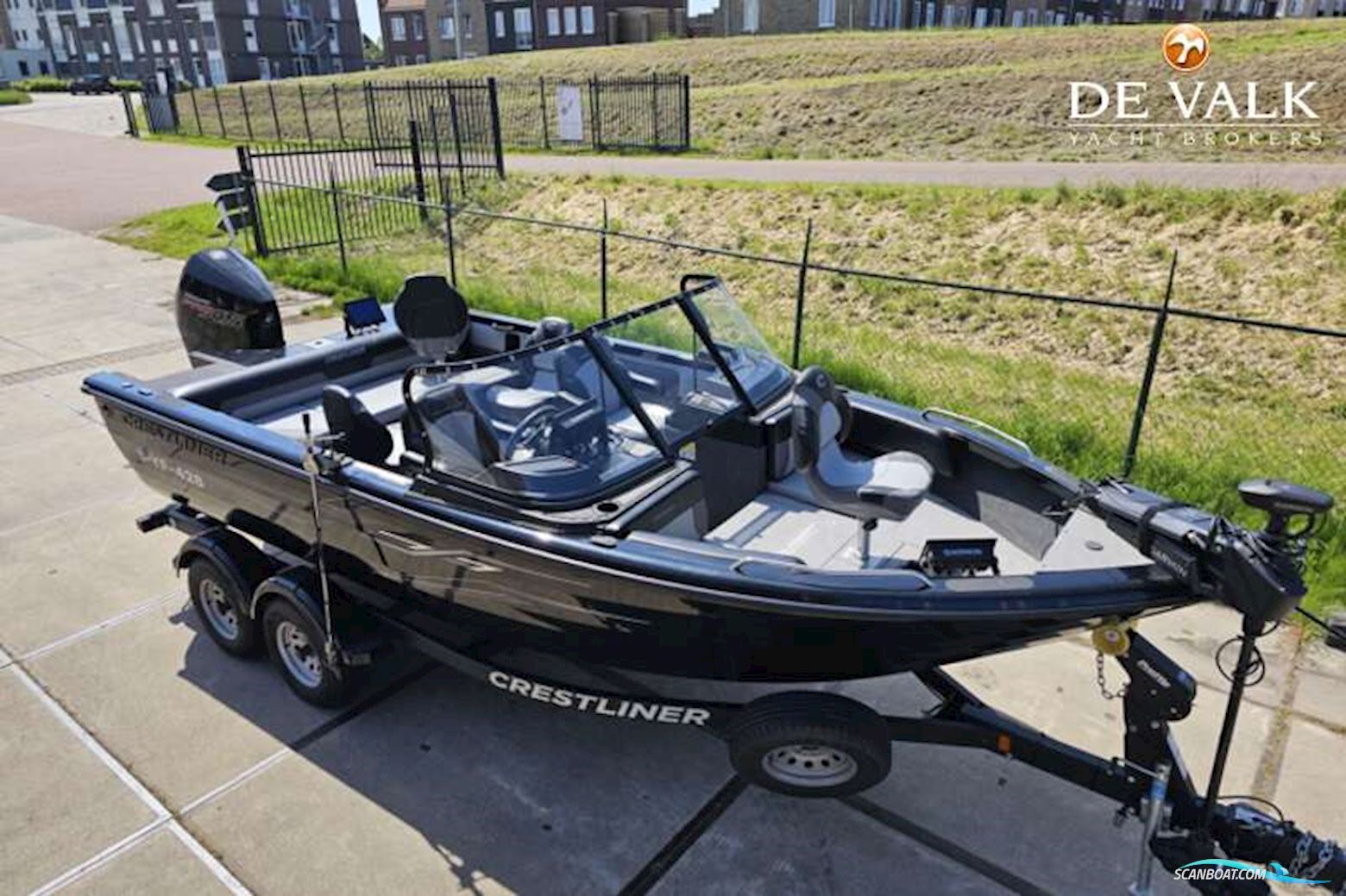 Crestliner Sportfish 2050 Motor boat 2021, with  Mercury engine, The Netherlands