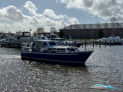 De Ruiter Kruiser 1050 AK Motor boat 1980, with  Iveco diesel ca 60 pk engine, The Netherlands