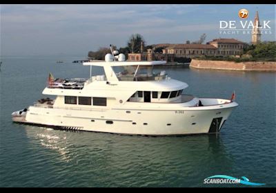 Favaro Yachts Explorer 76 Motor boat 2015, with John Deere engine, Italy
