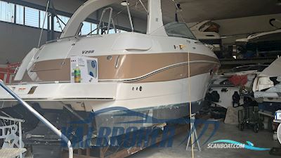 Four Winns Vista 288 Motor boat 2008, with Mercury Mcm 3777 Mpi V8 6.2 Bravo I engine, Italy