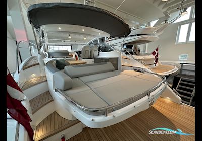 Princess Yachts V40 Sunbed Motor boat 2024, Denmark