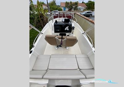 Quicksilver 555 ACTIV Motor boat 2012, with MERCURY engine, France