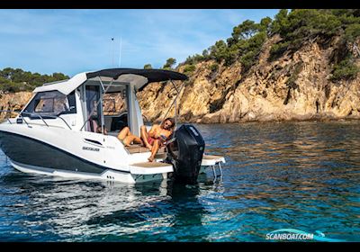 Quicksilver Activ 675 Weekend Med F200 Mercury XL V6 - Inkl. Udstyr Motor boat 2024, Denmark