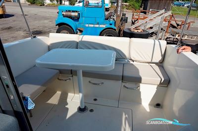 Quicksilver Activ 705 Cruiser Motor boat 2012, with Mercruiser 4,3 MPi engine, Sweden