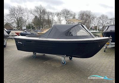 Reest Sloep 520 Classic Motor boat 2023, with Suzuki DF 15 ARL met 6 jaar garantie! engine, The Netherlands