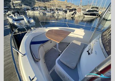 Saver 580 Open Motor boat 2006, with Evinrude engine, France