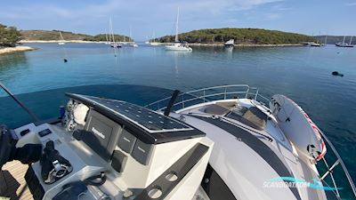 Sealine F 42 Motor boat 2011, with Volvo D-6-435 engine, Croatia