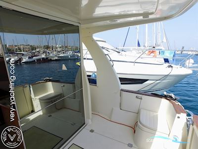 Seaway Yachts Greenline 33 Hybrid Ready Motor boat 2011, with Volkswagen CP 150-5 engine, France