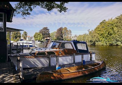 Storebro 28 Classic Motor boat 1967, with Volvo Penta, BB115
 engine, Denmark