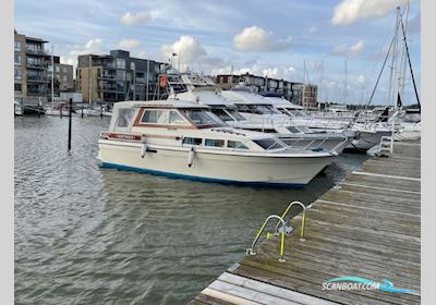 Storebro Royal Cruiser Biscay 31 Motor boat 1983, with Volvo Penta
 engine, Denmark