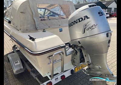 Uttern 5000 DC Med 90 hk Honda 4 Takt BF og 1300 kg Trailer - Anvisningssalg Motor boat 2024, with Honda engine, Denmark