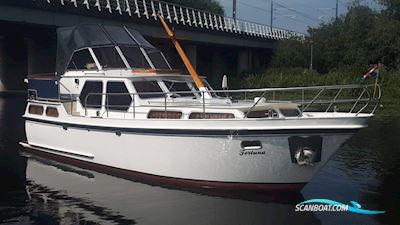 Valkkruiser 1060 Motor boat 1988, The Netherlands