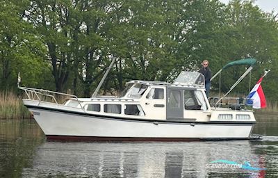 Woudstra Kruiser Motor boat 1976, with Samofa engine, The Netherlands