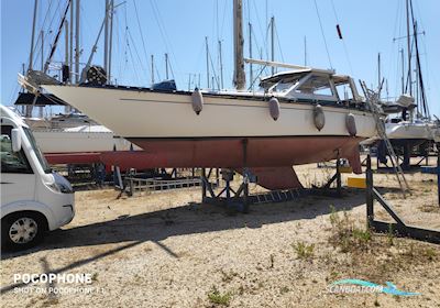 Coronet Elvström MS 38 Motor sailor 1977, with Volvo MD 22 engine, France