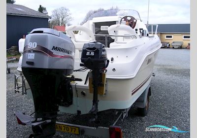 Ørnvik 510 m Mariner F90 hk Samt Trailer & Masser af Udstyr Motorbåd 2005, med Mariner motor, Danmark