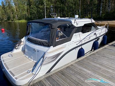 Aquador 28 HT Motorbåd 2022, med Mercury Diesel 3.0-270 V6 DTS, Bravo 3X motor, Finland