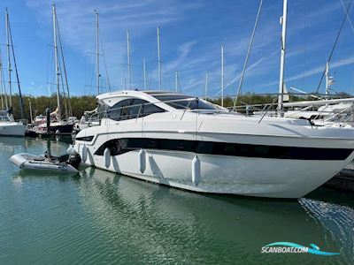 Bavaria SR41 Motorbåd 2022, med Volvo Penta motor, England