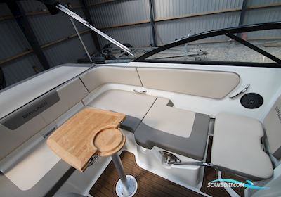 Bayliner VR5 Cuddy Cabin Motorbåd 2019, med Mercury motor, Danmark