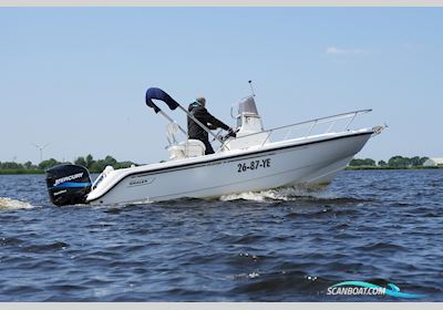 Boston Whaler 180 Outrage Motorbåd 2000, med Mercury Optimax motor, Holland