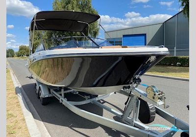 Glastron GT 205 Bowrider Motorbåd 2021, med Mercruiser motor, Holland