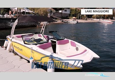 Mastercraft Nxt 20 Motorbåd 2015, med Ilmor MV8 5.7 L motor, Italien