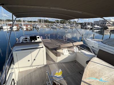 Prestige Yachts Prestige 500 Fly Top Motorbåd 2016, med Volvo Penta Ips600 D6-435 motor, Tyskland