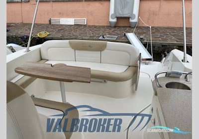 Sea Ray 255 DA Sundancer Motorbåd 2007, med Mercury Mcm MX 6.2 Mpi Seacore motor, Italien