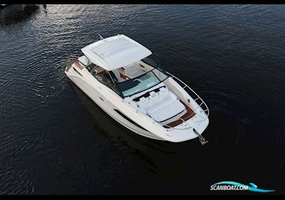 Sea Ray Sundancer 320 Motorbåd 2018, med Mercruiser motor, Holland