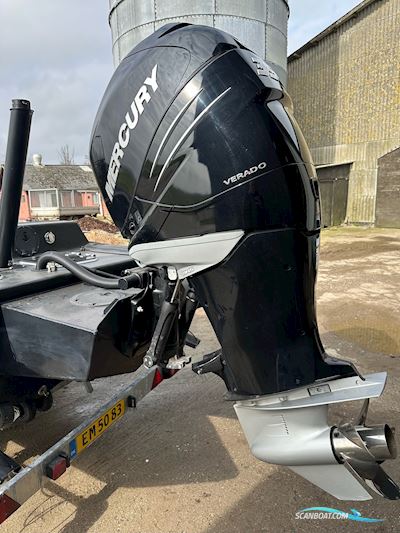 Tornado Tornado 7.8 m High Performance Motorbåd 2017, med Mercury motor, Danmark