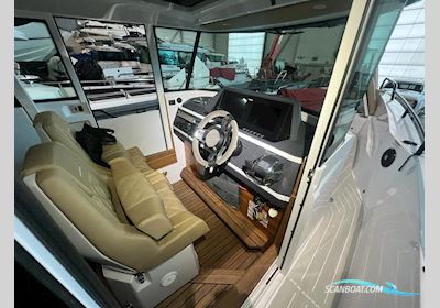 AXOPAR 28 Cabin Motorbåt 2021, med 2 x Mercury FourStroke V6 200 motor, Finland