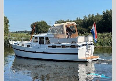 Ankertrawler 1100 S Motorbåt 1985, med Peugeot Indenor 75 pk motor, Holland