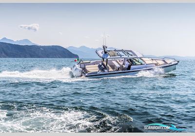 Axopar 37 Sun Top - Brabus Performance Line Motorbåt 2024, med Mercury motor, Frankrike
