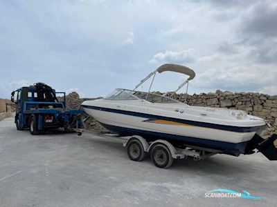 Bayliner 225 Bowrider Motorbåt 2003, med Mercruiser motor, Ingen landinfo