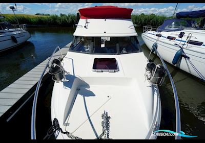 Bayliner 2556 Flybridge Motorbåt 1990, Holland