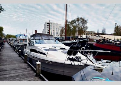 Bayliner 2655 Wide Body Motorbåt 1989, med Mercruiser motor, Holland