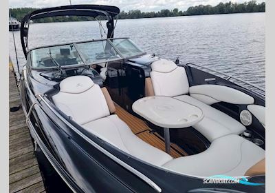 Crownline 320 bowrider black Motorbåt 2006, Holland